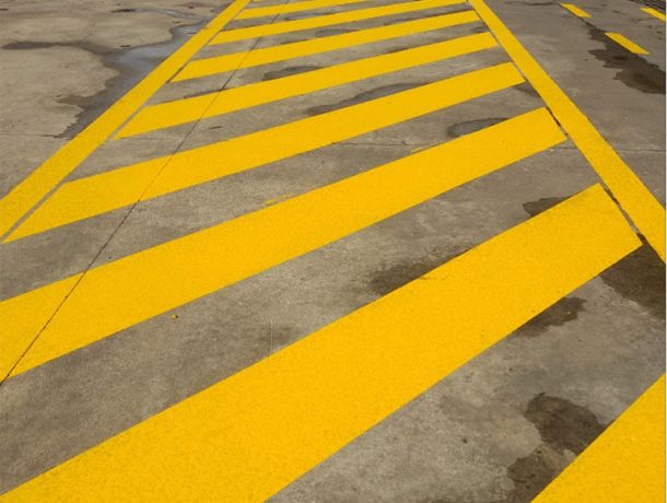 Pavimento señalización vial